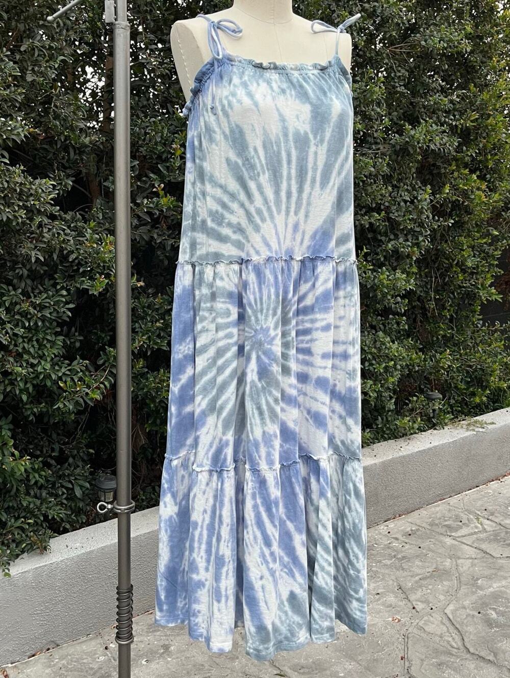 NWT Lucky Brand Women's Blue Tie Dye Tiered Maxi Dress Flowy Boho Small